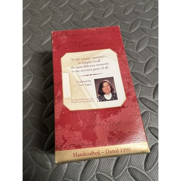 Hallmark Keepsake Ornament Sundae Golfer Ice Cream Mouse Vintage Christmas‎ Tree - Picture 4 of 7